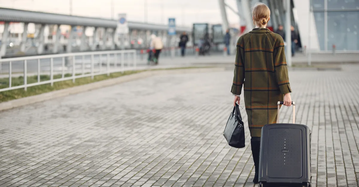 10 Best Underseat Luggage Bags for Flights