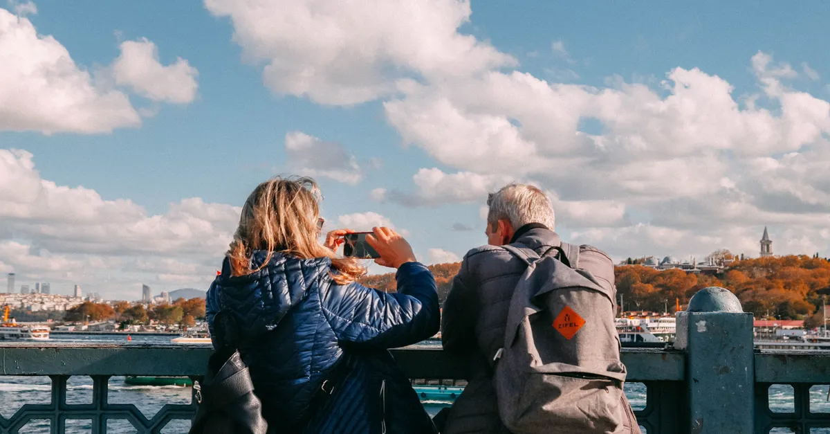 How to Choose the Right Travel Jacket