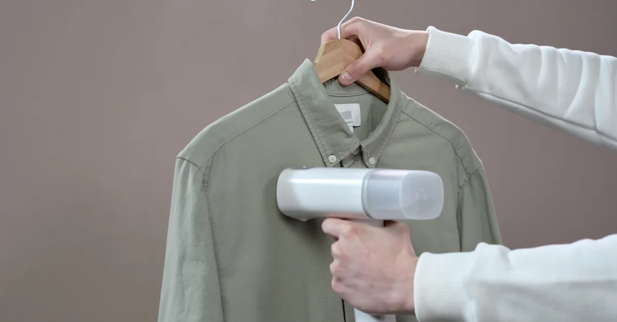 5 Best Portable Garment Steamers for Travel