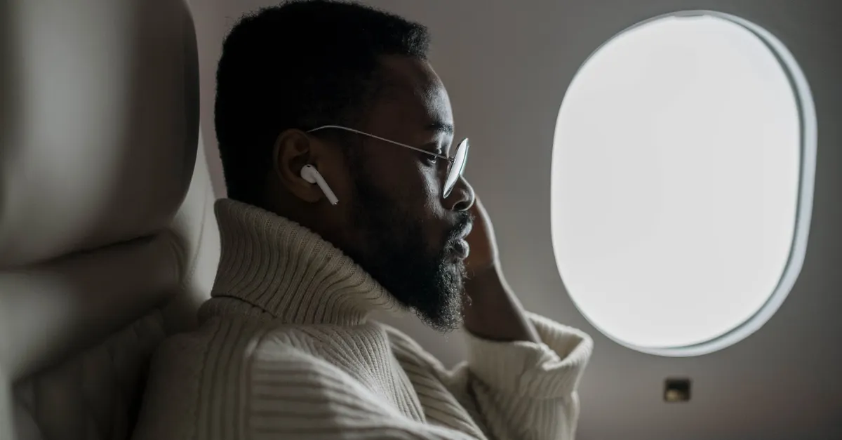 Preparing for Rest Before Boarding &mdash; how to sleep comfortably on a long flight