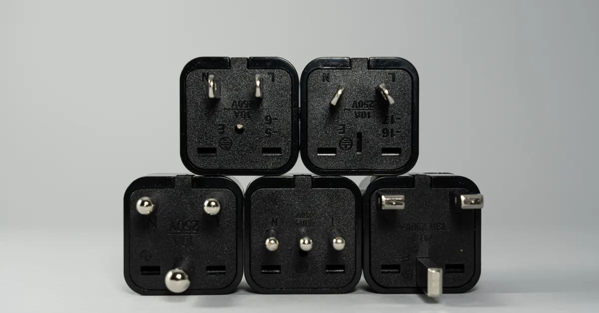 Travel Adaptor for Europe vs USA: What’s the Difference? — travel adaptor for Europe vs USA
